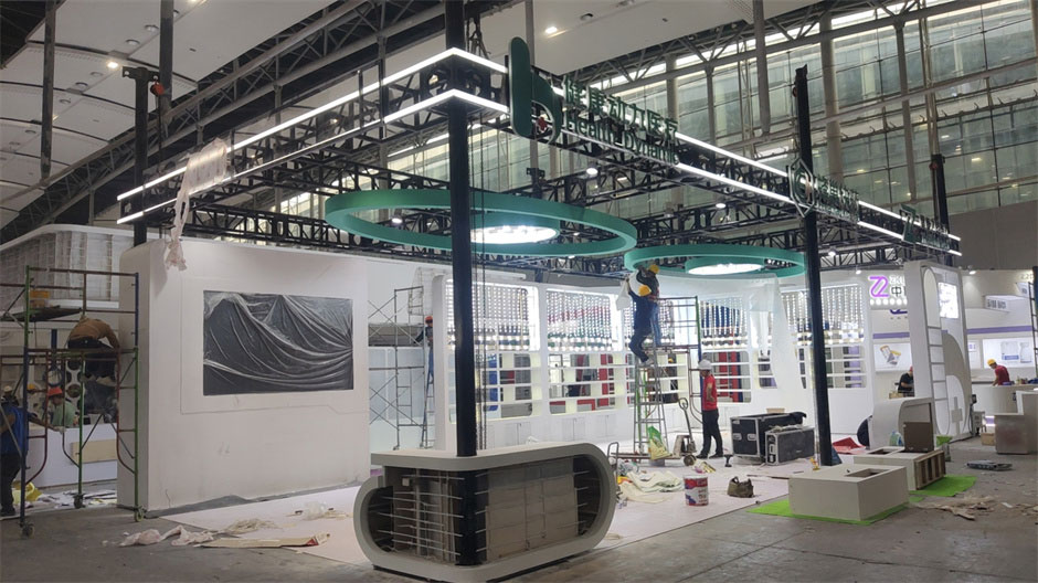 健康動力醫(yī)療展臺搭建現(xiàn)場